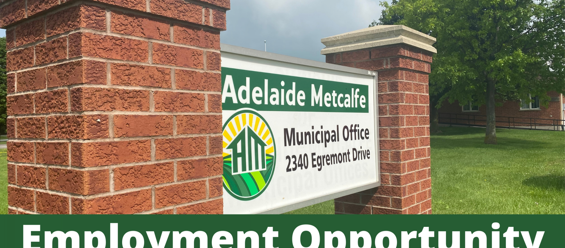Picture of Adelaide Metcalfe municipal signage and job opportunity banner